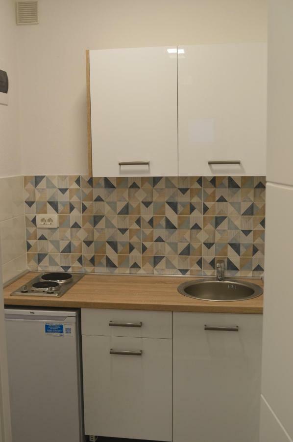Apartment Folic Sutomore Exterior photo